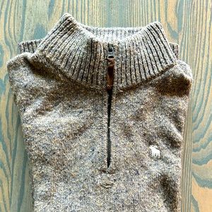 Men’s Abercrombie quarter zip sweater